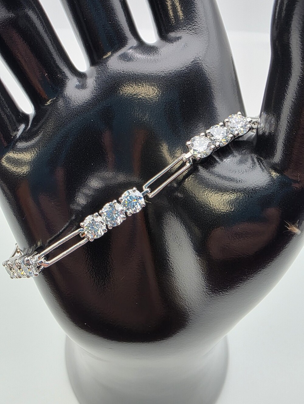 Moissanite Sterling Silver 9 Carat Paper Clip Braclet